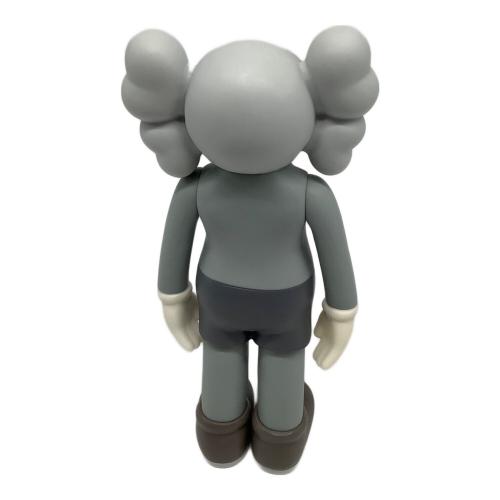 KAWS (カウズ) フィギュア
