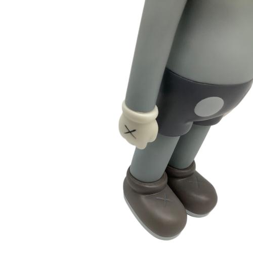 KAWS (カウズ) フィギュア