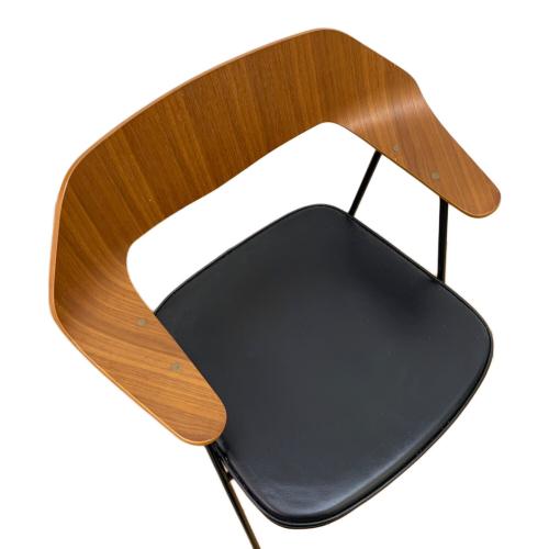 Case Furniture (ケース・ファニチャー) アームチェアー ナチュラル×ブラック 675チェア