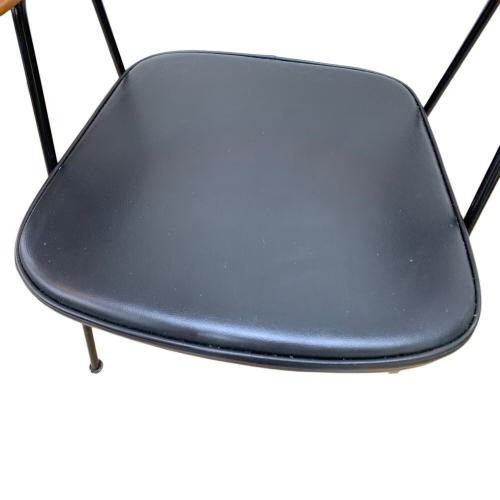 Case Furniture (ケース・ファニチャー) アームチェアー ナチュラル×ブラック 675チェア