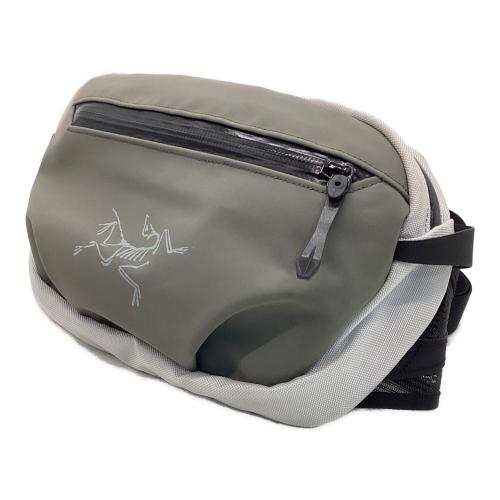 ARC'TERYX (アークテリクス) ボディーバッグ グレー X000008017 Arro Waist Pack