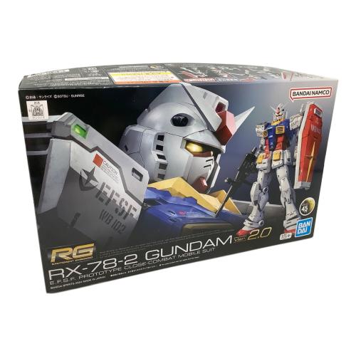 BANDAI (バンダイ) ガンプラ 機動戦士ガンダム 1/144 RG RX-78-2 ガンダム Ver2.0