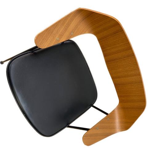 Case Furniture アームチェアー ナチュラル×ブラック 675チェア