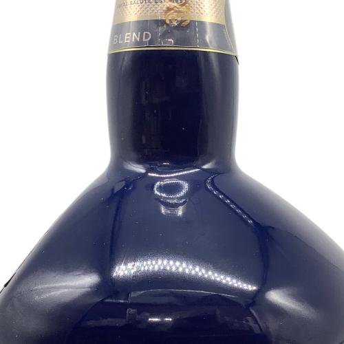 ロイヤルサルート (ROYAL SALUTE) スコッチウィスキー 700ml シグネイチャーブレンド 21年 ブルーボトル 未開封
