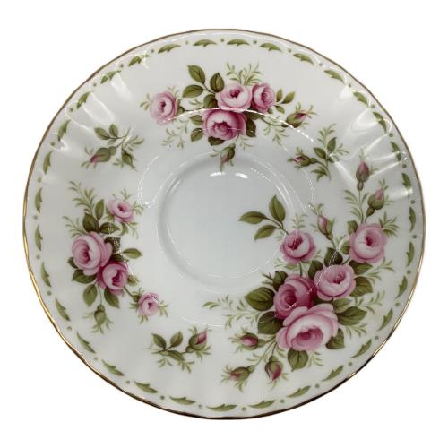 ROYAL ALBERT (ロイヤルアルバート) カップ&ソーサー