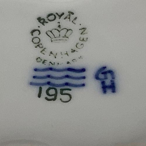 ROYAL COPENHAGEN (ロイヤル・コペンハーゲン) フィギュリン にわとり