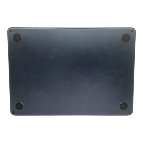 Apple (アップル) MacBook Air M2 2022 13.6 Mac OS Apple M2 メモリ:8GB SSD:256GB -