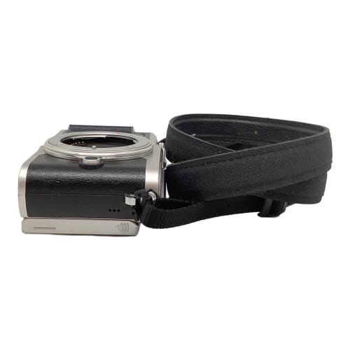 OLYMPUS (オリンパス) ミラーレス一眼カメラ E-PL9 1720万画素 フォーサーズ 専用電池 SDXCカード対応 BJ1A06910