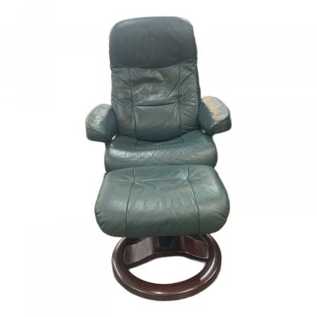 HJELLEGJERDE (イエリアーダ) パーソナルチェア＆オットマン 15