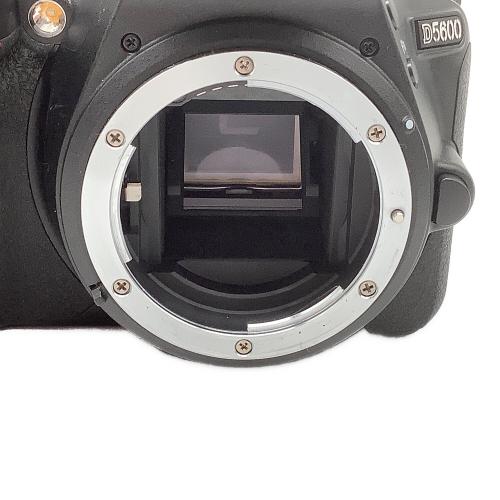 Nikon (ニコン) デジタル一眼レフカメラ D5600 ダブルズームキット 2478万画素 専用電池 SDXCカード対応 2136401