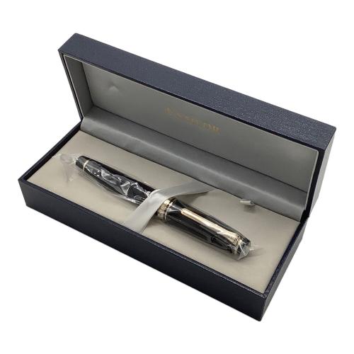 SAILOR (セーラー) プロフェッショナルギア ブラック 万年筆 11-2036-220