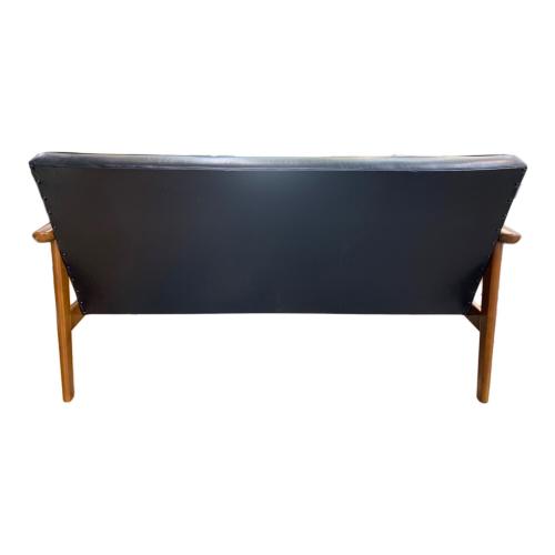 カリモク60 (カリモクロクマル) 2人掛けソファー W36173BW