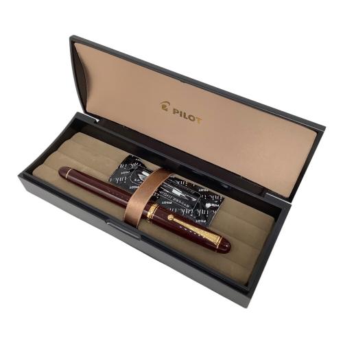 PILOT (パイロット) 万年筆 レッド カスタム74