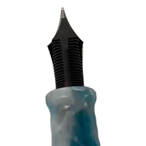 AURORA (アルロラ) 万年筆 888-VOR ORTIGIA