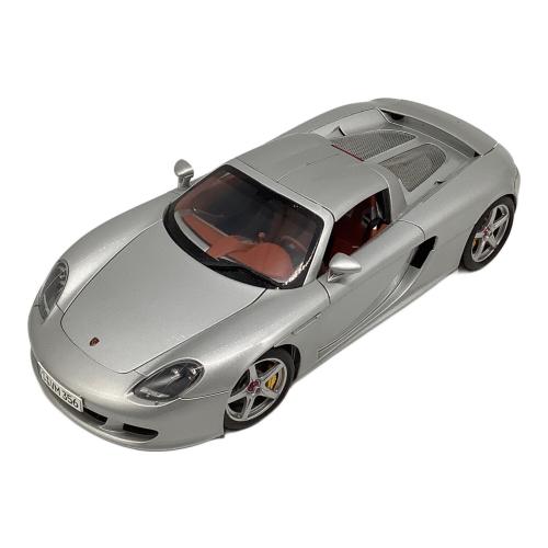 AUTOart (オートアート) 1/18 ポルシェ カレラGT ミニカー 運転席右上部屋根マグネト不良