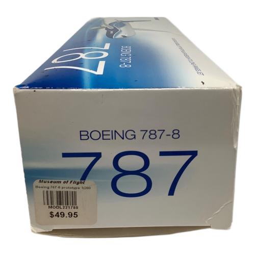 BOEING 787 飛行機