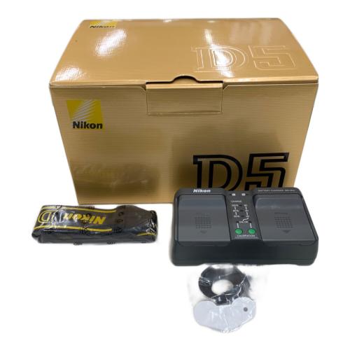 Nikon (ニコン) デジタル一眼レフカメラ D5