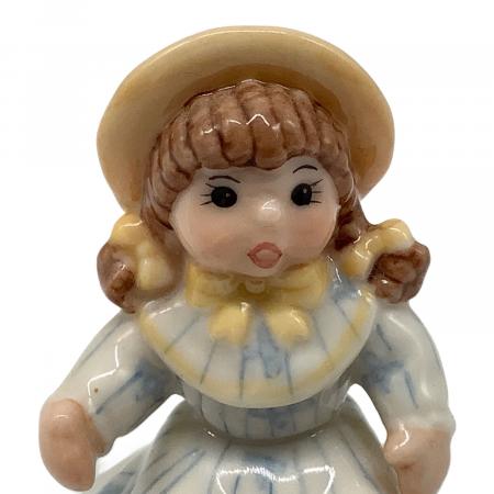ROYAL COPENHAGEN (ロイヤル・コペンハーゲン) フィギュリン 人形 141