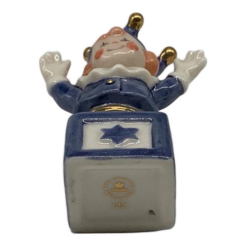 ROYAL COPENHAGEN (ロイヤル・コペンハーゲン) フィギュリン びっくり箱 142