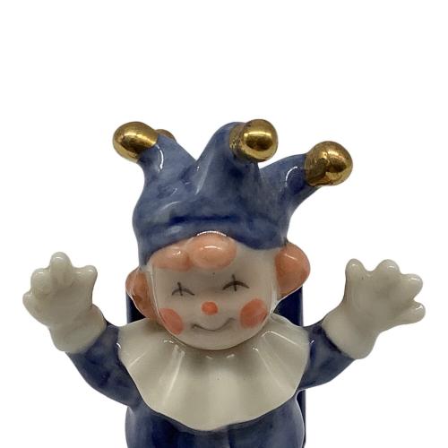 ROYAL COPENHAGEN (ロイヤル・コペンハーゲン) フィギュリン びっくり箱 142