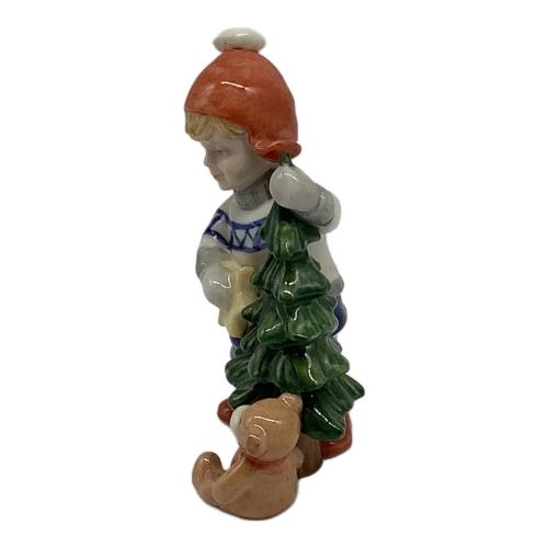 ROYAL COPENHAGEN (ロイヤル・コペンハーゲン) フィギュリン 少女とツリー 264