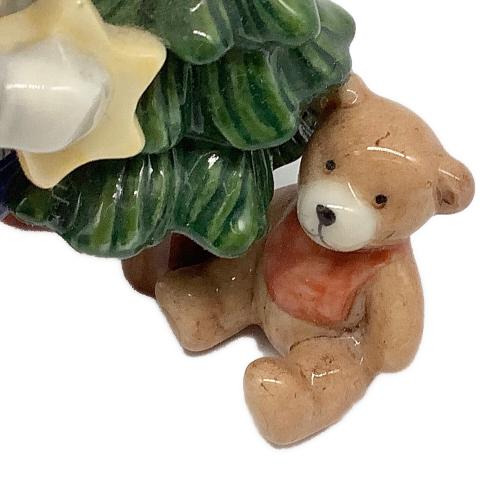 ROYAL COPENHAGEN (ロイヤル・コペンハーゲン) フィギュリン 少女とツリー 264