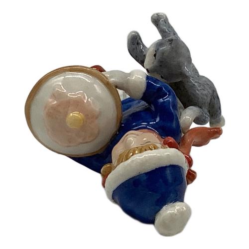 ROYAL COPENHAGEN (ロイヤル・コペンハーゲン) フィギュリン 少女とネコ 262