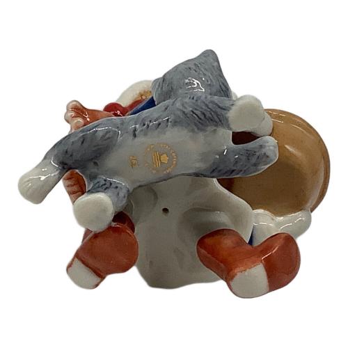 ROYAL COPENHAGEN (ロイヤル・コペンハーゲン) フィギュリン 少女とネコ 262