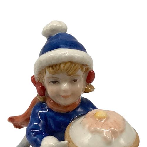 ROYAL COPENHAGEN (ロイヤル・コペンハーゲン) フィギュリン 少女とネコ 262