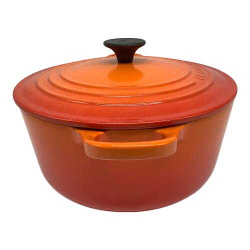 LE CREUSET (ルクルーゼ) 両手鍋 22cm オレンジ