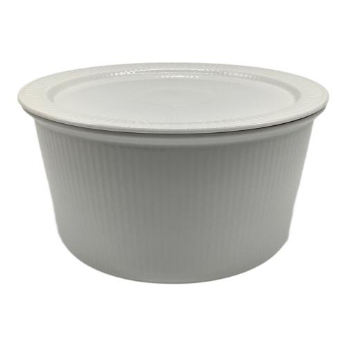 ROYAL COPENHAGEN (ロイヤル・コペンハーゲン) 洋食器 オーブンウェア ホワイトフルーテッド