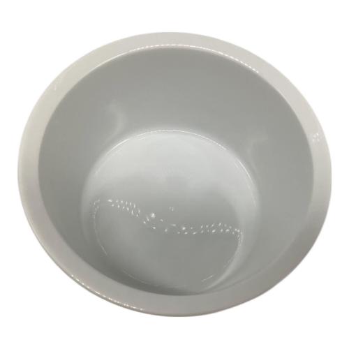 ROYAL COPENHAGEN (ロイヤル・コペンハーゲン) 洋食器 オーブンウェア ホワイトフルーテッド