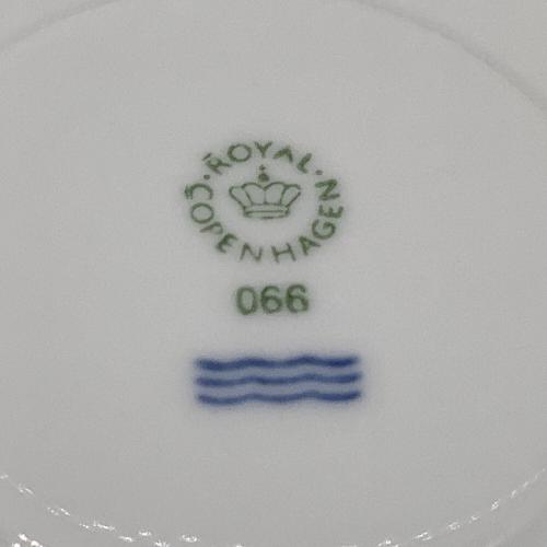 ROYAL COPENHAGEN (ロイヤル・コペンハーゲン) カップ&ソーサー ホワイトフルーテッド