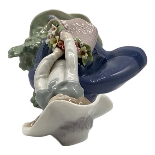 LLADRO (リヤドロ) 置物 きれいな花ばかり/5222/本体のみ