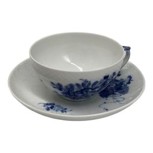 ROYAL COPENHAGEN (ロイヤル・コペンハーゲン) カップ&ソーサー ブルーフラワー・カーブ