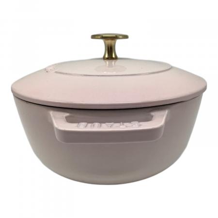 Staub (ストウブ) 両手鍋 1032761 18cm ピンク WA-NABE｜トレファクONLINE