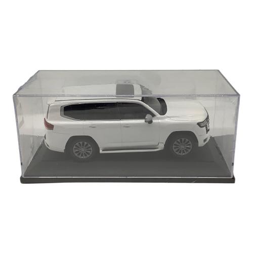 TOYOTA (トヨタ) ランドクルーザー モデルカー 1/30 ダイキャスト製