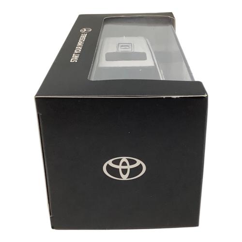 TOYOTA (トヨタ) ランドクルーザー モデルカー 1/30 ダイキャスト製