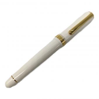PLATINUM (プラチナ) センチュリー 万年筆 PNB-15000 細字 F シュノンソーホワイト