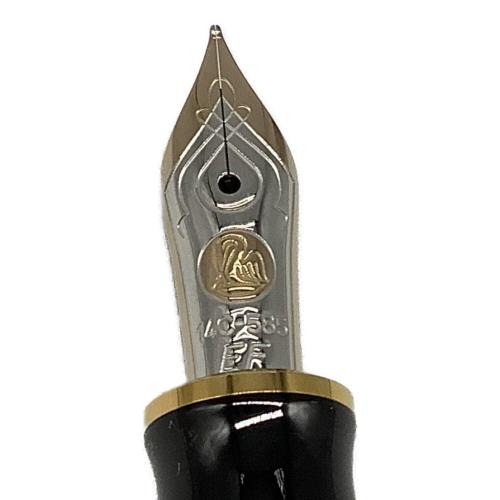 Pelikan (ペリカン) スーベレーン 万年筆 M400 極細字 EF ブラック