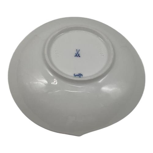 Meissen (マイセン) コーヒーカップ&ソーサー 波の戯れホワイト