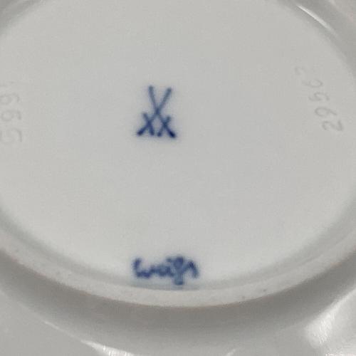 Meissen (マイセン) コーヒーカップ&ソーサー 波の戯れホワイト