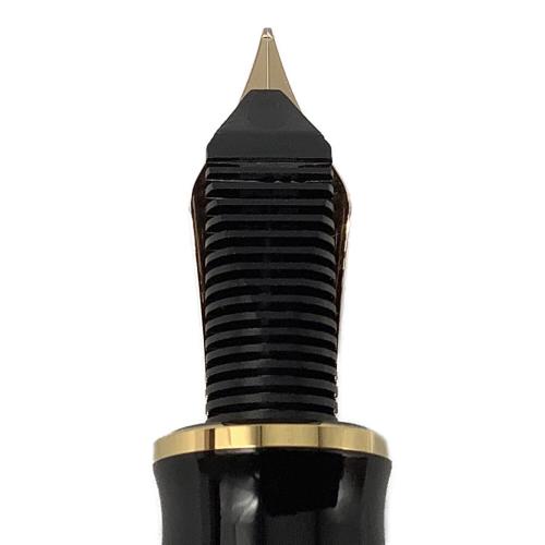 Pelikan (ペリカン) 万年筆 M800 ペン先EF グリーンストライプ スーベレーン800