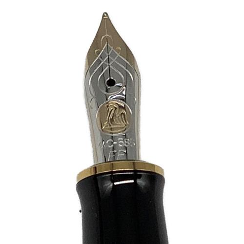Pelikan (ペリカン) 万年筆 M600 ペン先EF グリーンストライプ スーベレーン600