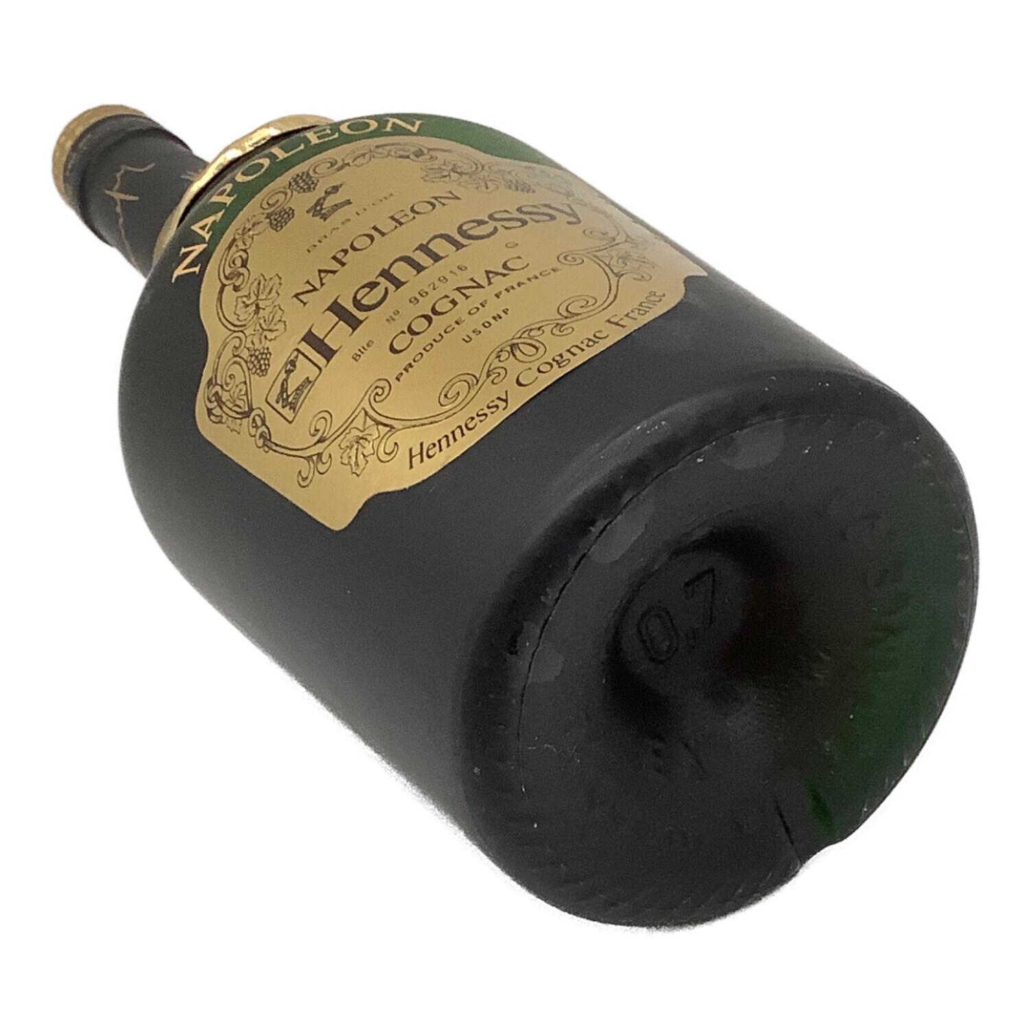 【未開封】Hennessy ヘネシー ナポレオン コニャック　古酒 ヘネシー (Hennessy) コニャック ナポレオン 700ml｜トレファクONLINE