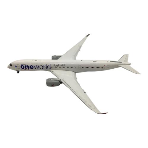 カタール航空 1/200 AIRBUS A350-900 飛行機 ダイキャスト模型 ワンワールド特別塗装