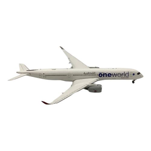 カタール航空 1/200 AIRBUS A350-900 飛行機 ダイキャスト模型 ワンワールド特別塗装