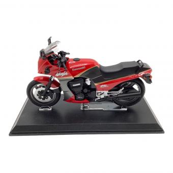 アオシマ Kawasaki GPZ900R モデルカー 1/12完成品バイクシリーズ