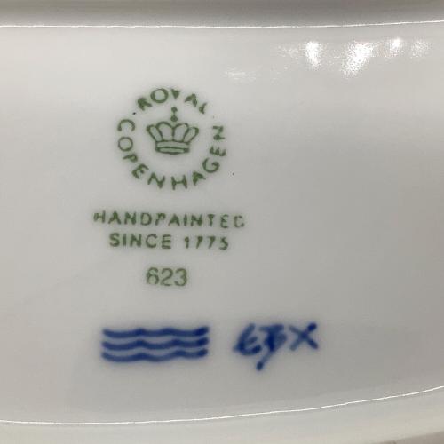ROYAL COPENHAGEN (ロイヤル・コペンハーゲン) オーバルディッシュプレート 23cm 裏面ヨゴレ有 ブルーパルメッテ