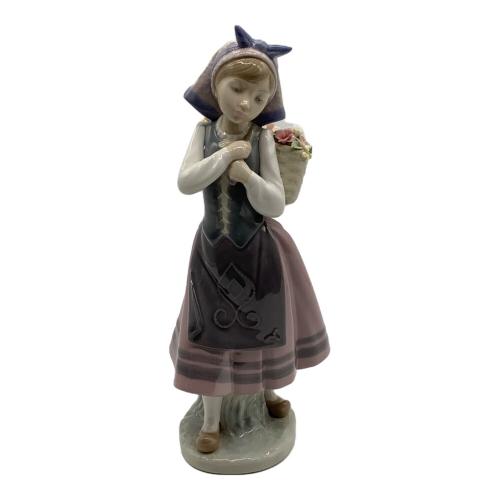 LLADRO (リヤドロ) 置物 花籠を背負う少女